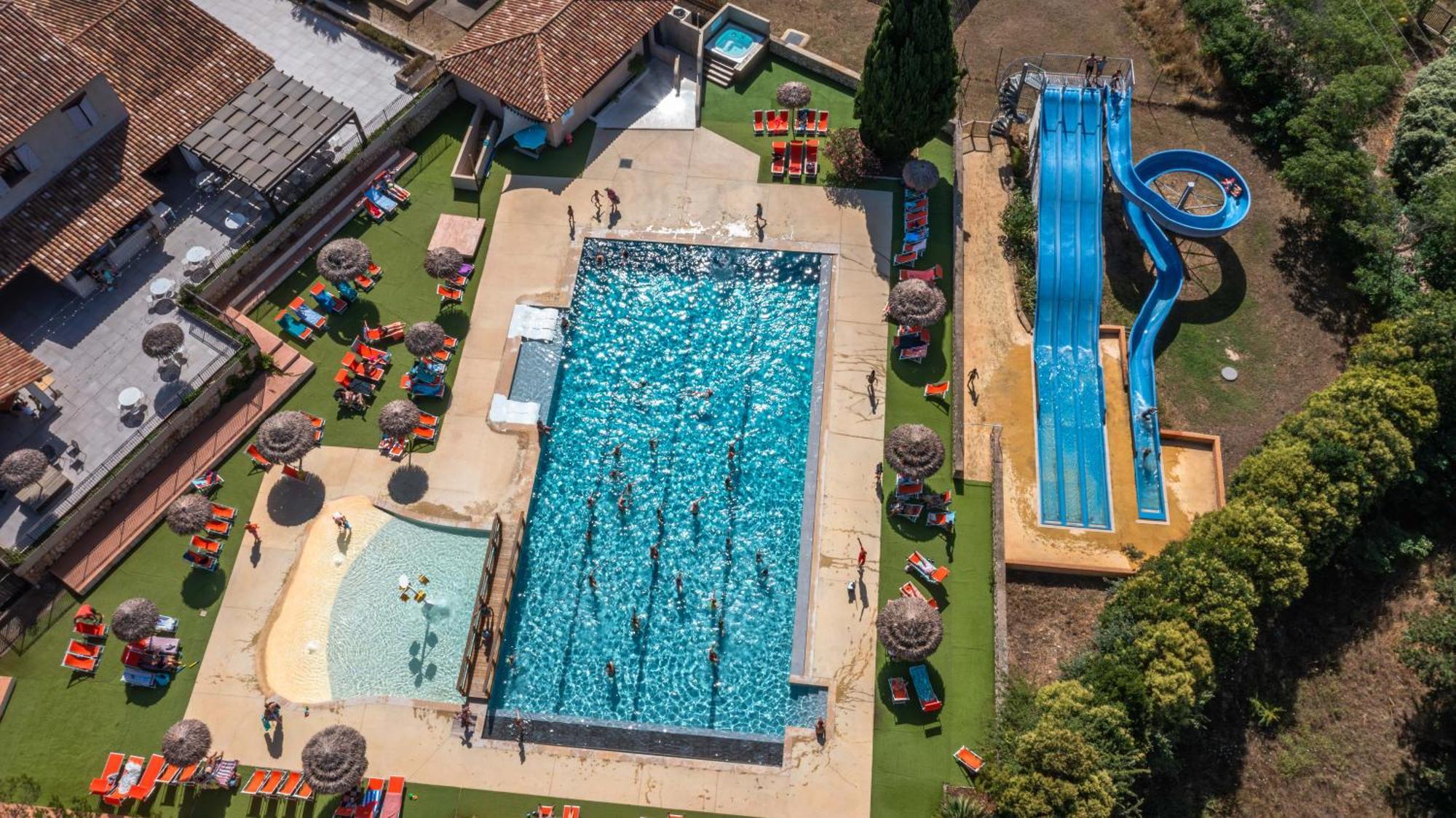 Camping Les Hautes Prairies Lourmarin Εξωτερικό φωτογραφία