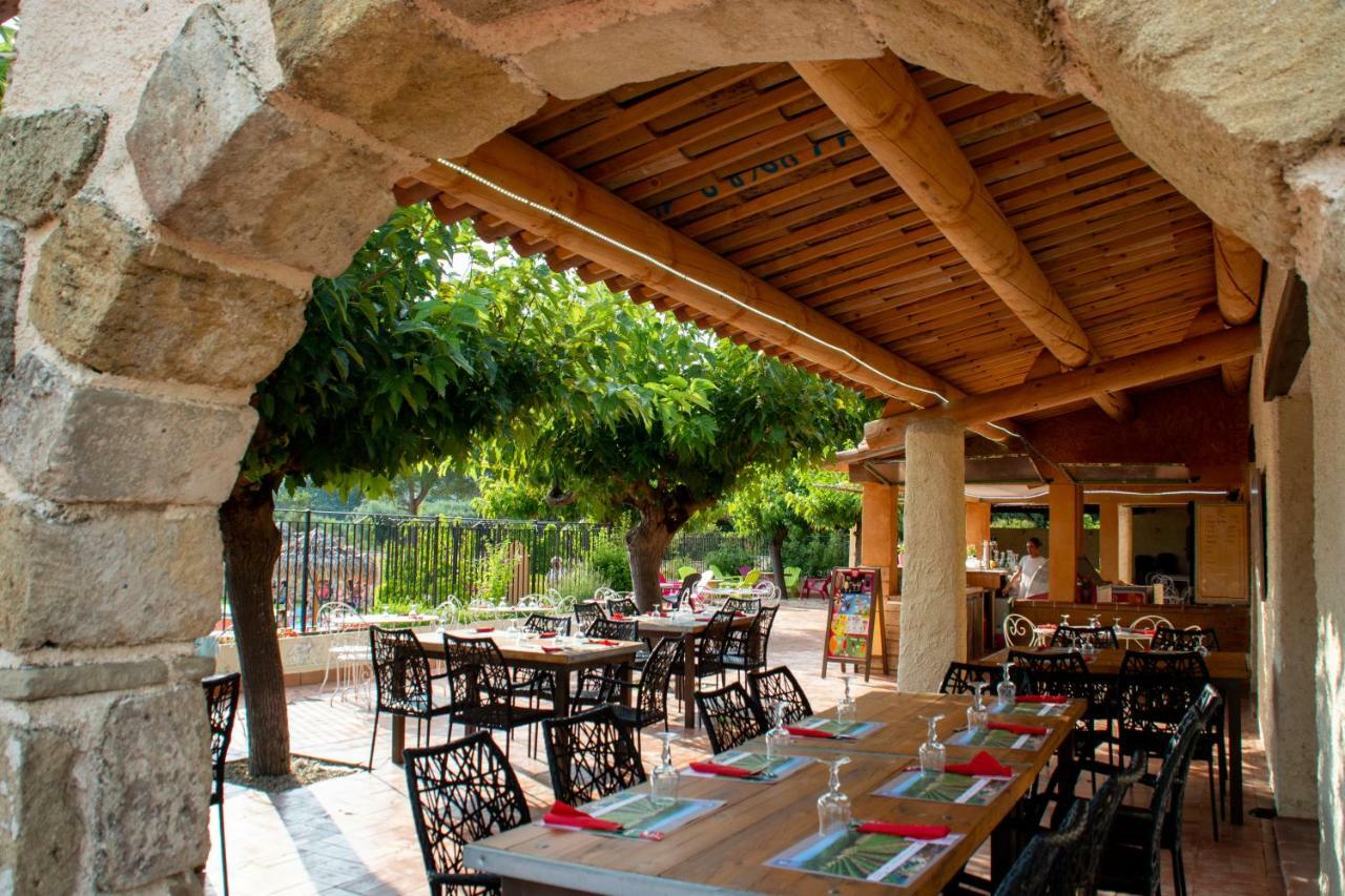 Camping Les Hautes Prairies Lourmarin Εξωτερικό φωτογραφία